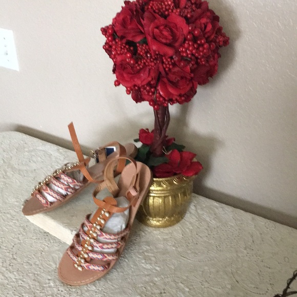 Sandals - Picture 2 of 5